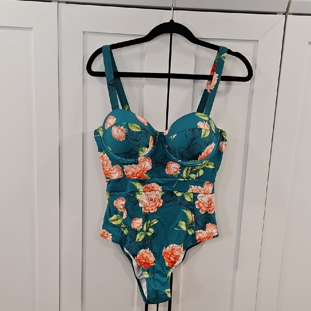 Cupshe Floral One-Piece Swimsuit
